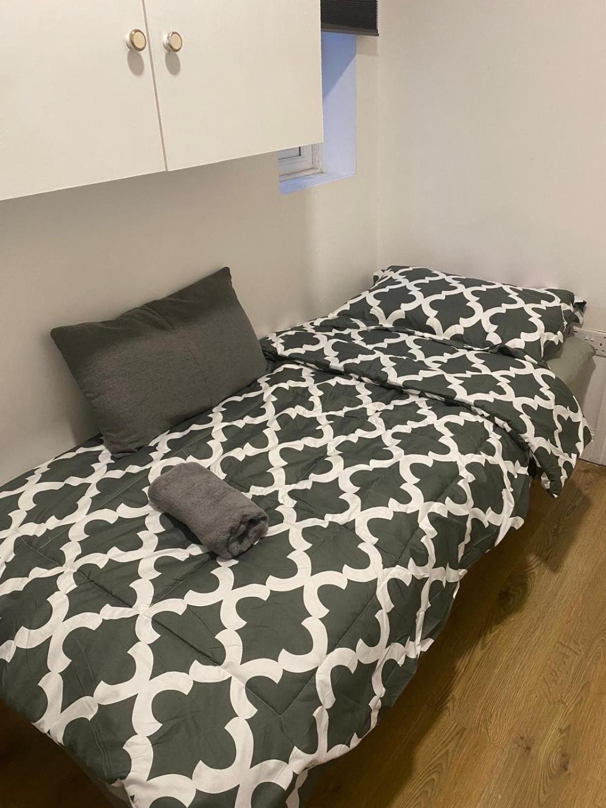 Comfy Private Wembley Stadium 6 Minutes Away *