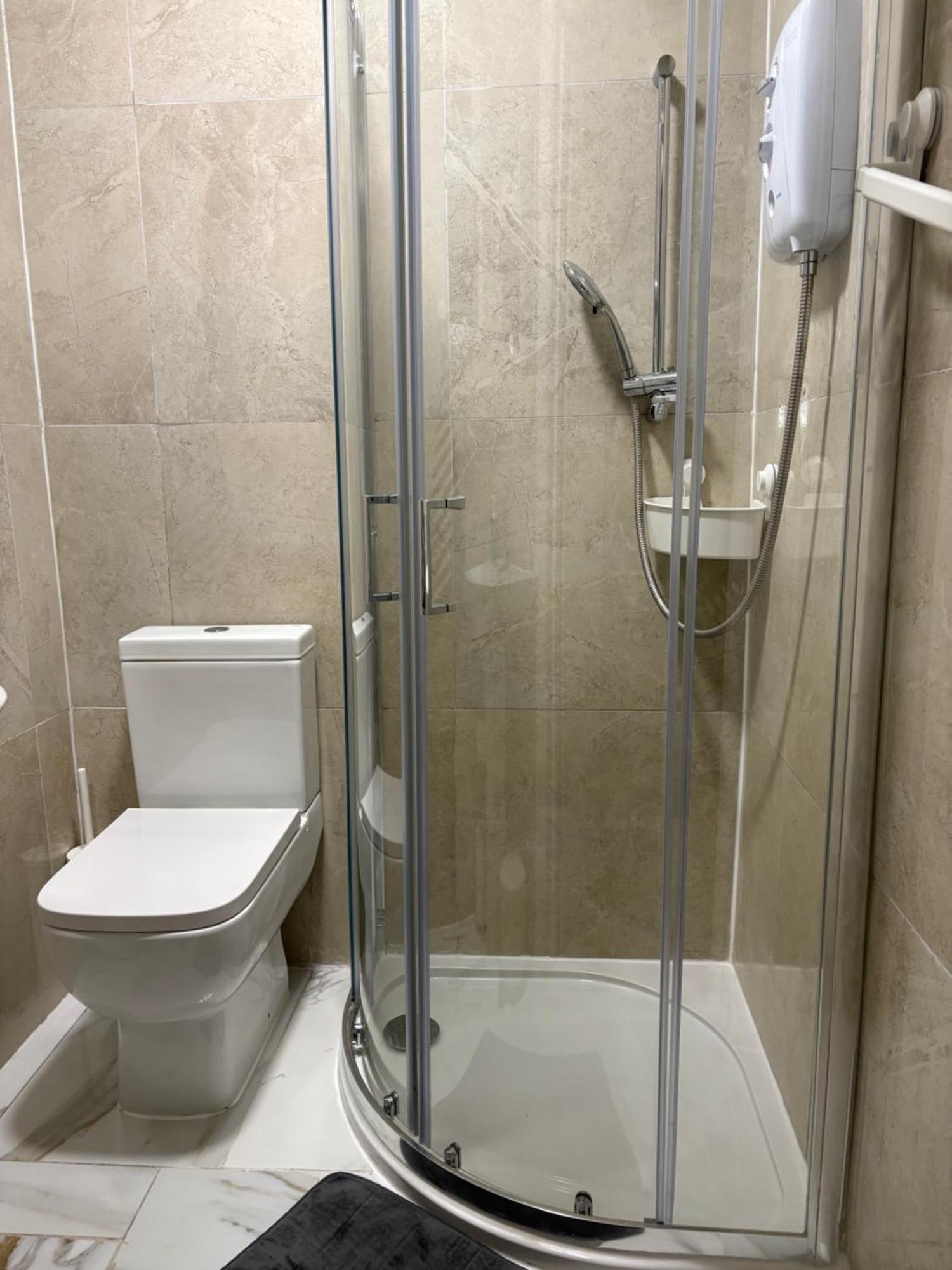 Comfy Private Wembley Stadium 6 Minutes Away Séjour chez l'habitant