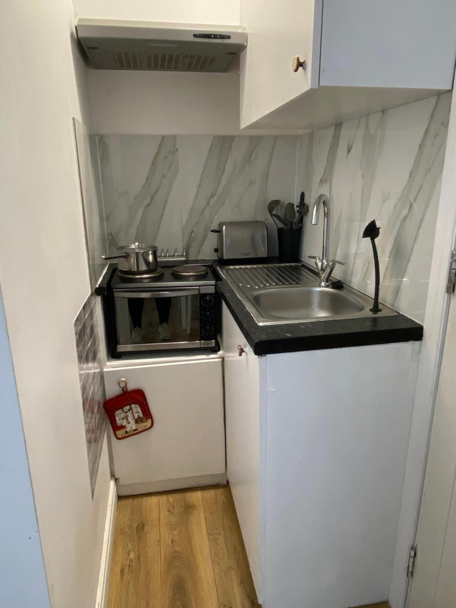 Comfy Private Wembley Stadium 6 Minutes Away Séjour chez l'habitant *